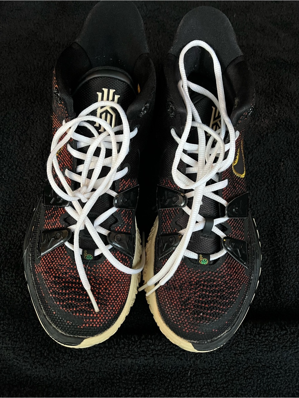 Nike Kyrie 7 “Rayguns”